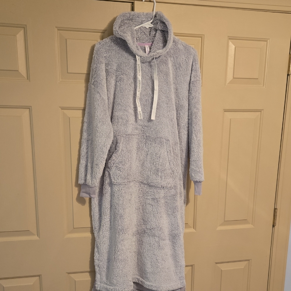 Cozy Gray Hooded Robe